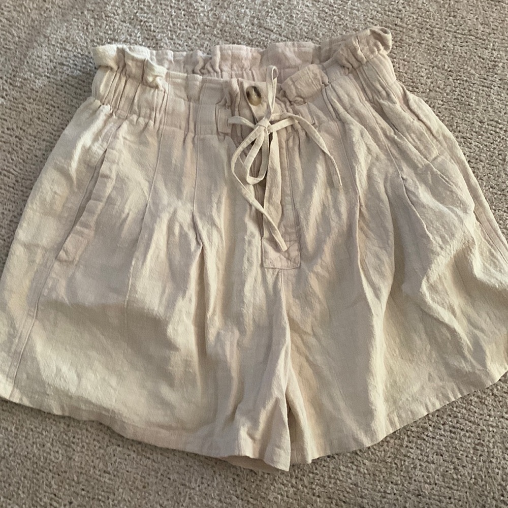 Boutique Cream Shorts